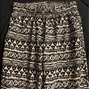 Multicolor aztec designed Formal pant joggers size small